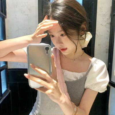 女人在家